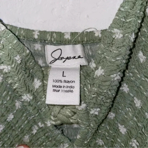 Women’s Size Large Romper - Green - With Pockets - White Floral Pattern Boho - Picture 10 of 13